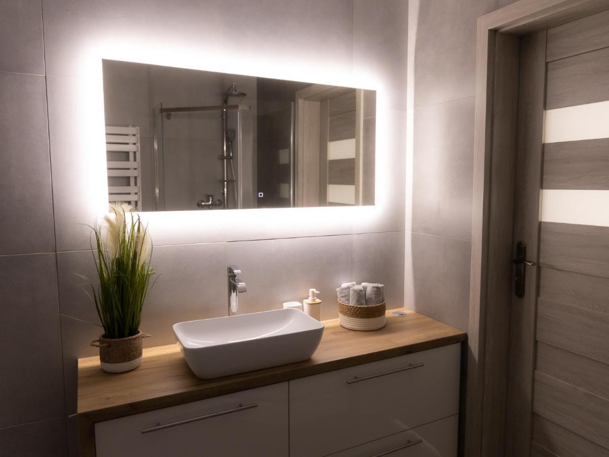 Apartament Pod Lasem Apartment Oldrzychowice Klodzkie Ngoại thất bức ảnh