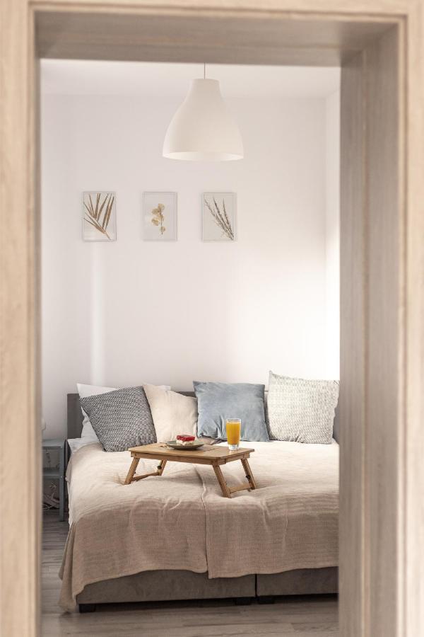 Apartament Pod Lasem Apartment Oldrzychowice Klodzkie Ngoại thất bức ảnh